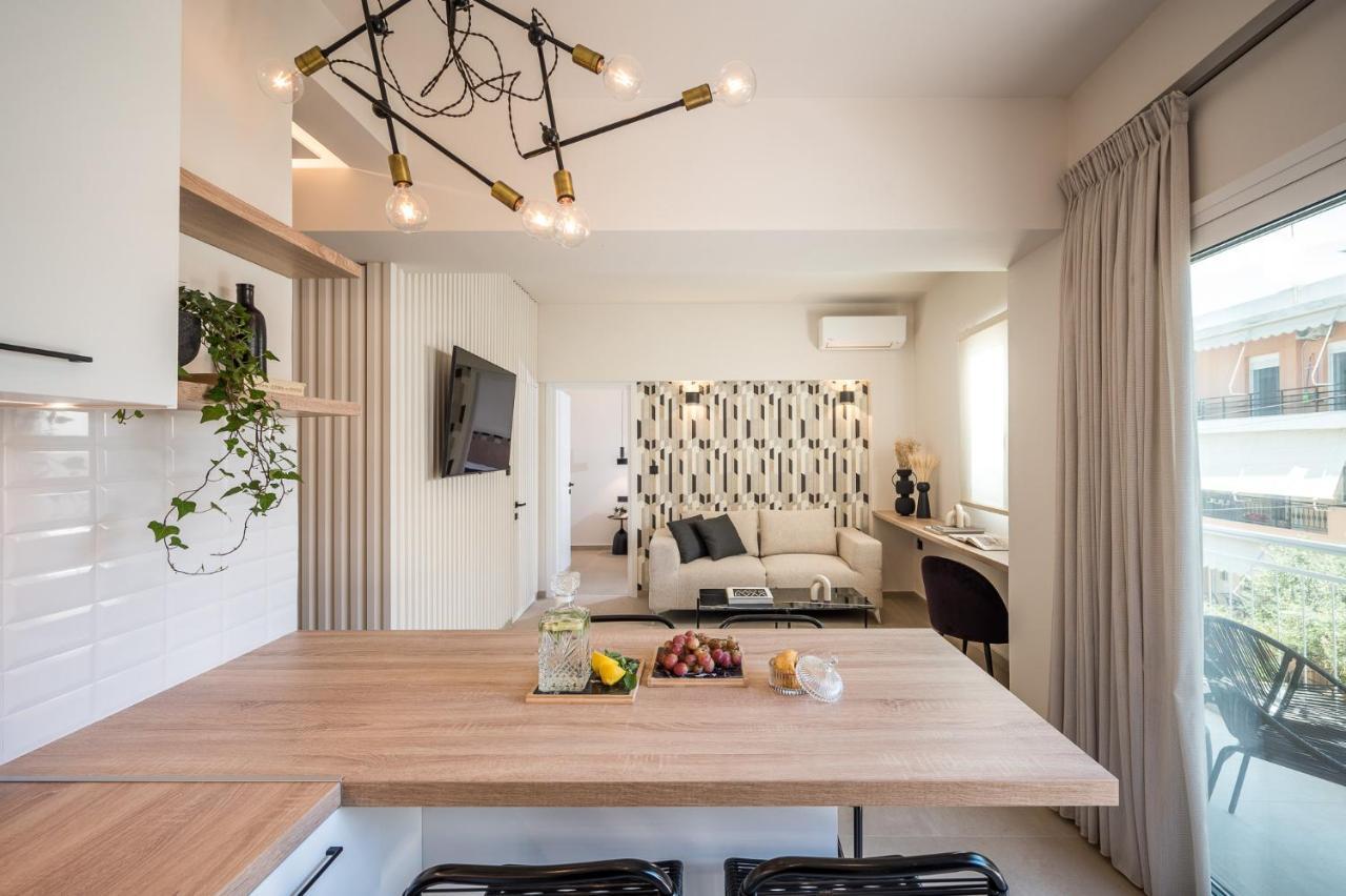 Elepoque Living Apartment Heraklion  Bagian luar foto