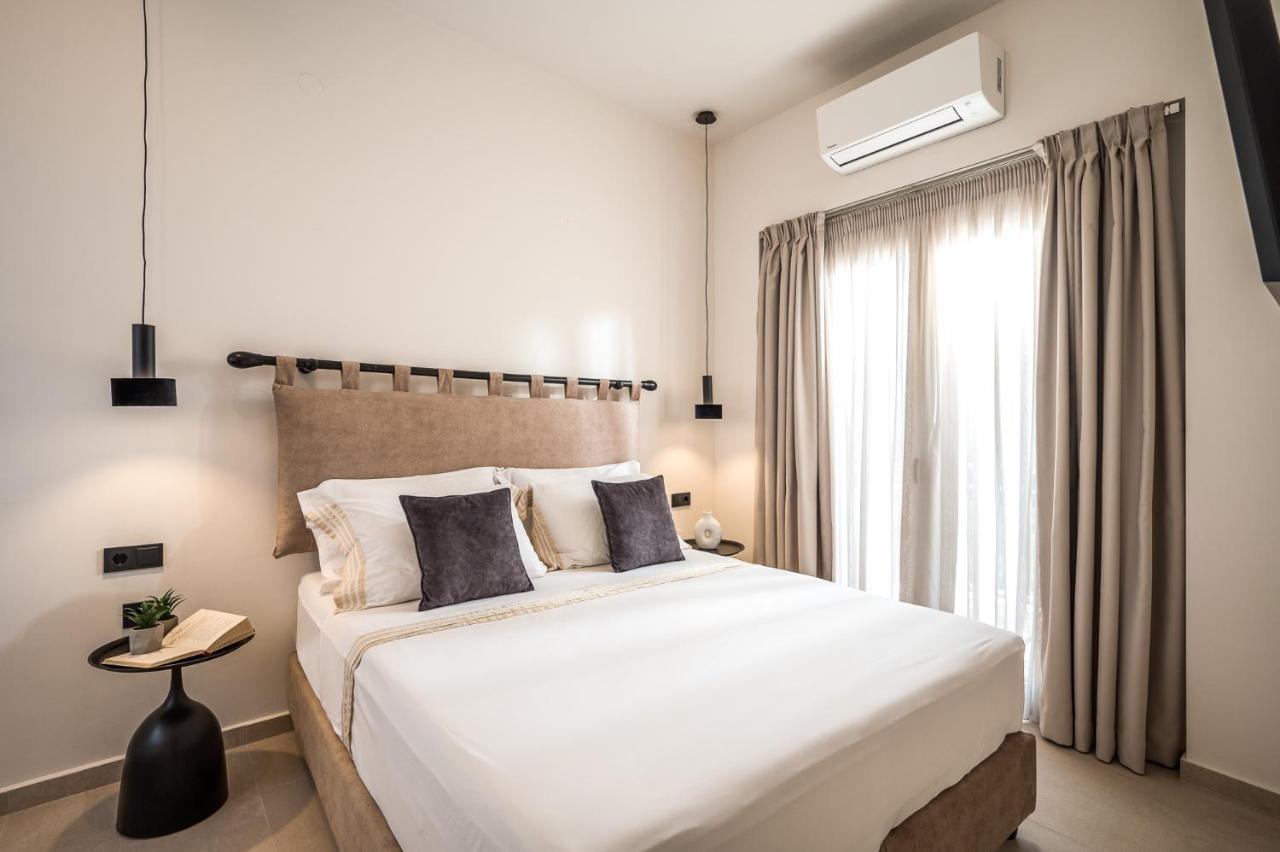 Elepoque Living Apartment Heraklion  Bagian luar foto